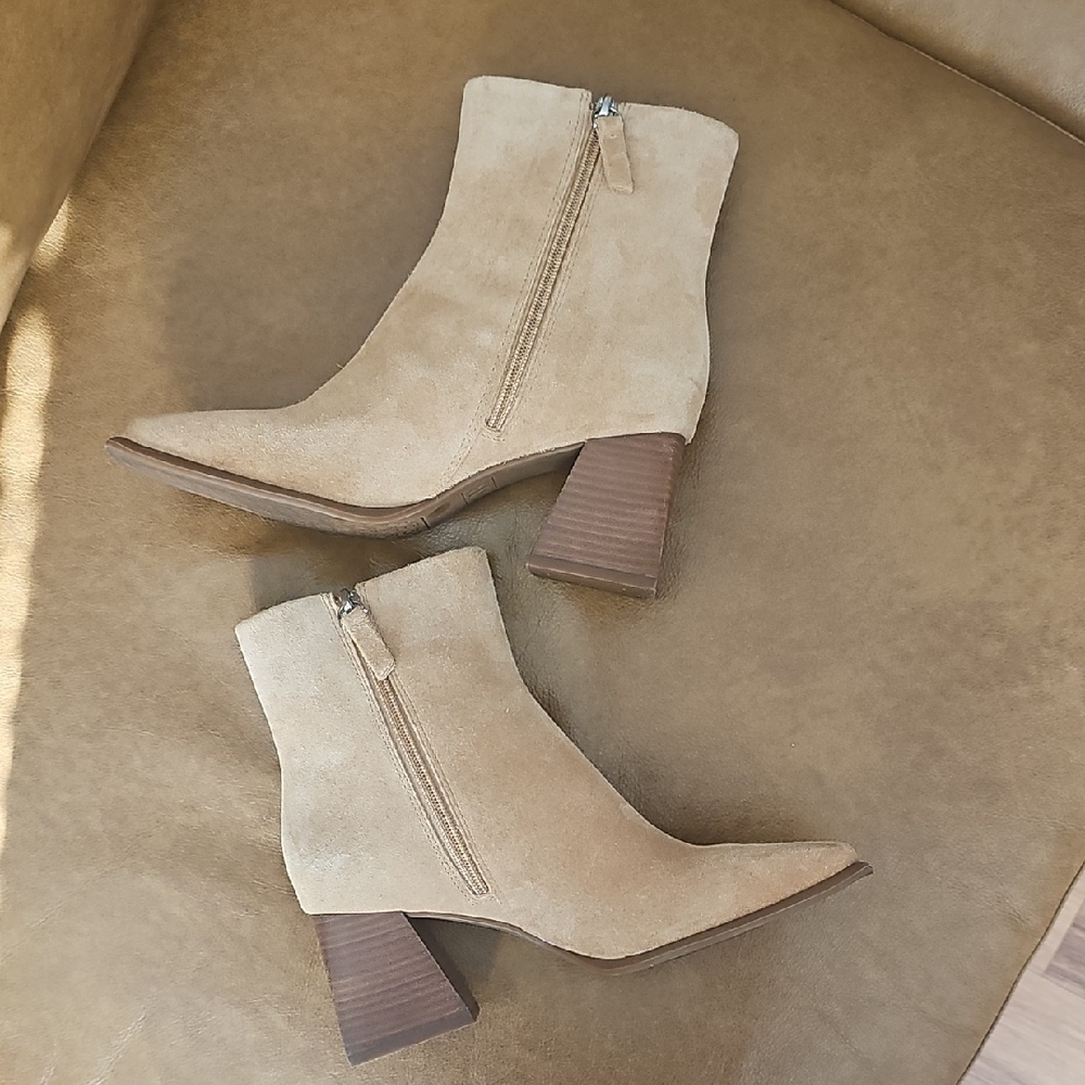 Gianni Bini Tan Suede Heeled Boots Size 6.5 - Picture 14 of 15